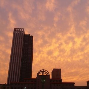 国产美女全身裸体无遮挡
